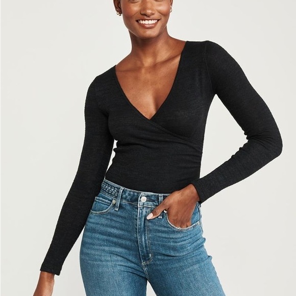 Abercrombie Women's Long-Sleeve Cozy Wrap Bodysuit - Picture 2 of 4